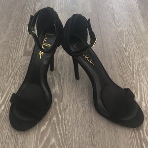 Lulu’s black vegan suede heels